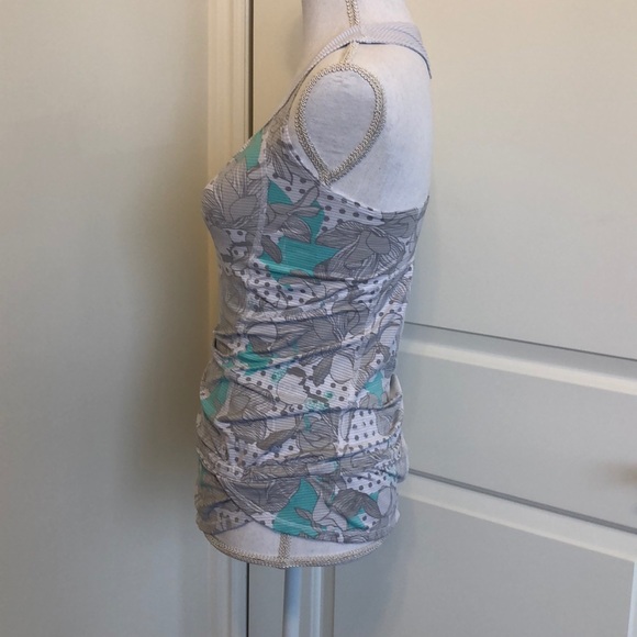 Lululemon Top - Picture 4 of 4